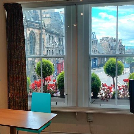 Royal Mile Apartment, 1 Minute From The Castle. Edinburgh Dış mekan fotoğraf