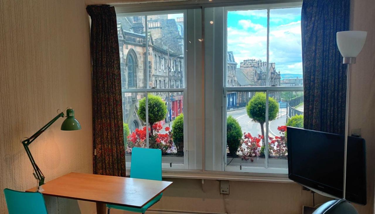 Royal Mile Apartment, 1 Minute From The Castle. Edinburgh Dış mekan fotoğraf