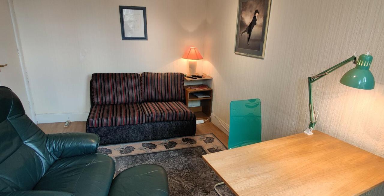 Royal Mile Apartment, 1 Minute From The Castle. Edinburgh Dış mekan fotoğraf